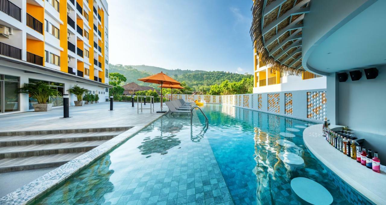 Beehive Boutique Hotel Phuket Exterior foto